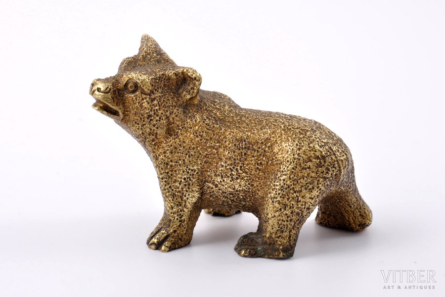 figurine, A bear, bronze, 6.9 x 3.8 x 4.7 cm, weight 249.45 g.