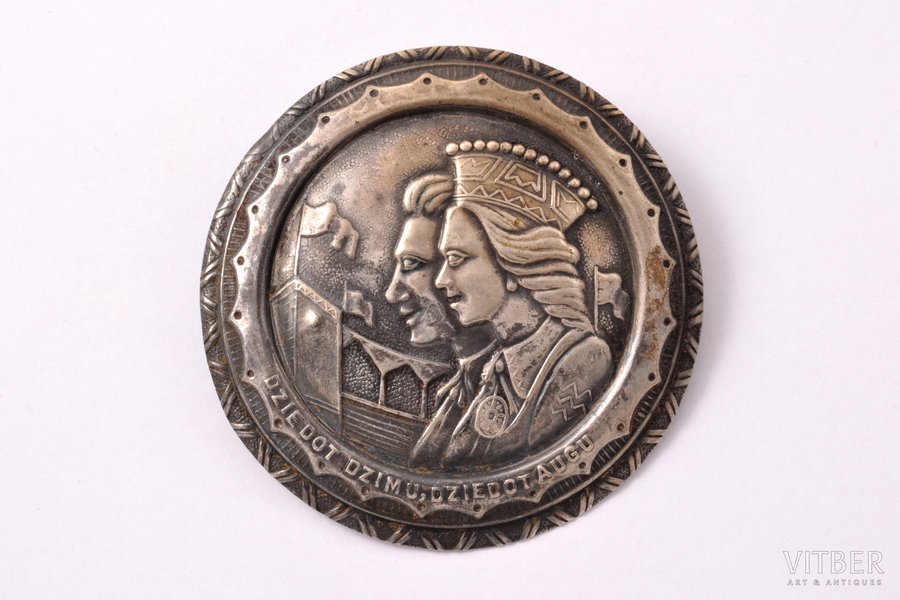 a brooch, sakta, metal, 7.25 g., the item's dimensions Ø = 5.4 cm, the 30ties of 20th cent., Latvia