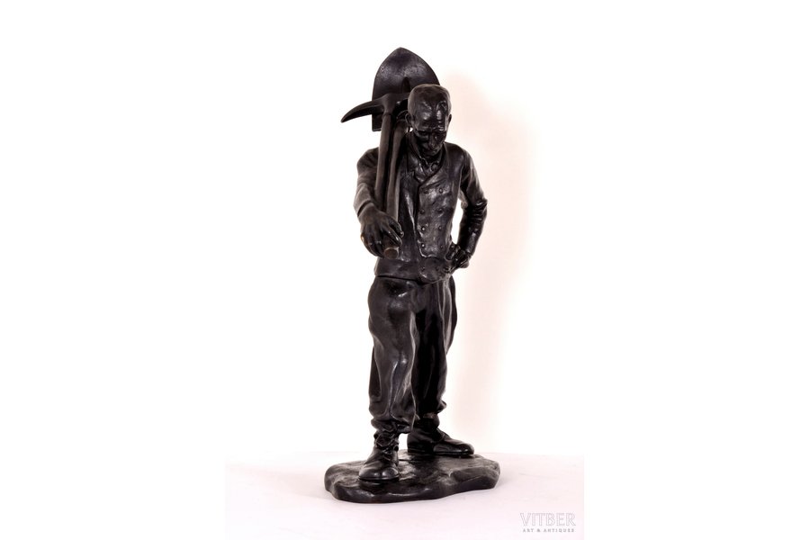sculpture, "The farmer on the way home from work", cast iron, 53 cm, weight 11 450 g., USSR, Kasli, 1946