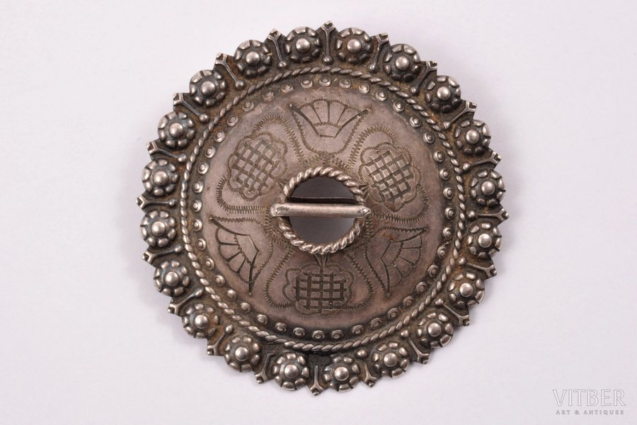 a brooch, sakta, silver, 875 standard, 11.42 g., the item's dimensions Ø = 5 cm, 1954, Tallinn Art and Production complex, Tallin, USSR, Estonia