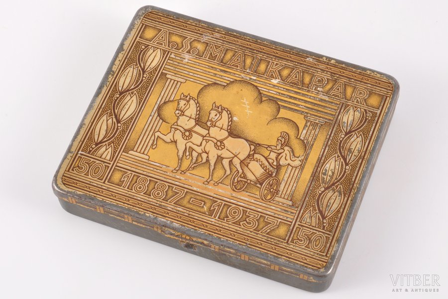 коробочка, сигаретная, A/S Maikapar, 1887-1937, металл, Латвия, 1937 г., 1.7x8x9.5 см, вес 50.45 г, по эскизу Н.Струнке