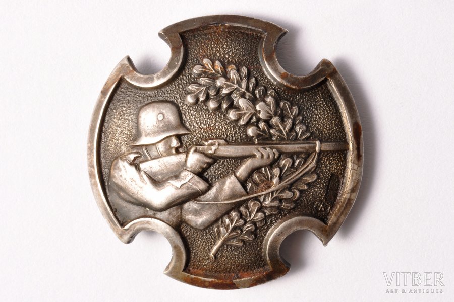 badge, Army expert-shooter (automatic rifle shooting), silver, Latvia, 20-30ies of 20th cent., 31.1 x 31.2 mm, 7.60 g