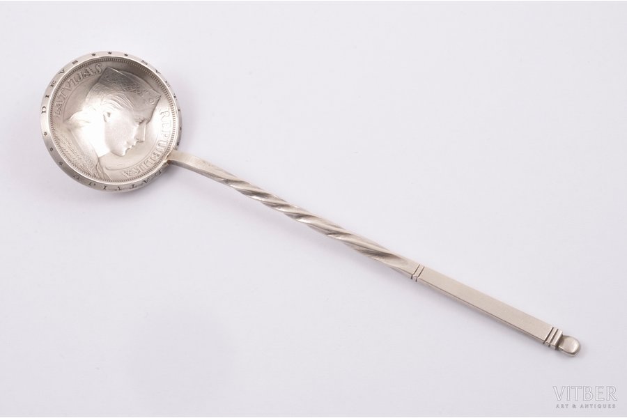 чайная ложка, серебро, из 5-латовой монеты (1931), 35.85 г, 14.4 см