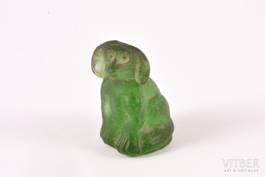 figurine, "Dog", Latvia, the 30ties of 20th cent., 2.1 cm, the glass factory of Iļģuciems
