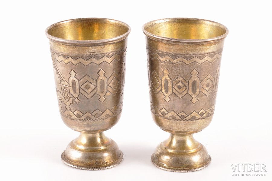 a pair of little glasses, silver, 84 standart, engraving, 1887, 120.85 g (62.85 g and 58.00 g), Moscow, Russia, 8.5 cm, 8.6 cm