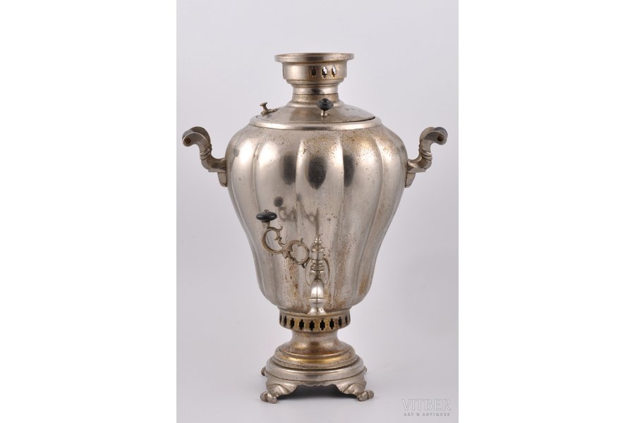 samovar, Ivan Batashev and Co Trade House, Tula, "oval shaped pear", brass, Russia, the border of the 19th and the 20th centuries, 49.5 cm, weight 5450 g