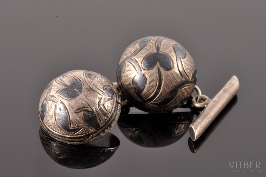 cufflinks, niello enamel, silver, 84 standard, 9.35 g., the item's dimensions Ø 1.7 cm, the end of the 19th century, Russia