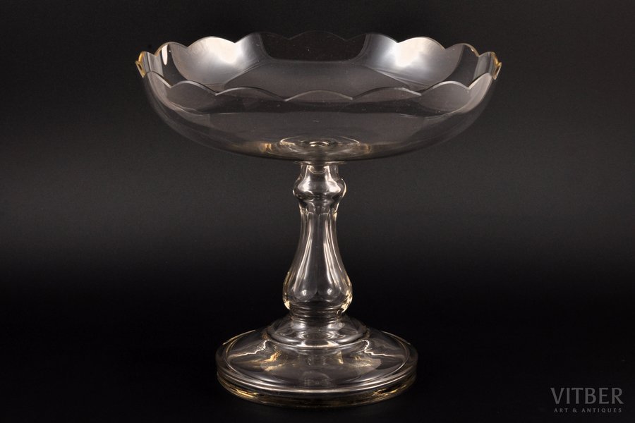 fruit dish, Crystal Plant of Gus-Khrustalny, Russia, the beginning of the 20th cent., h 23.5 cm