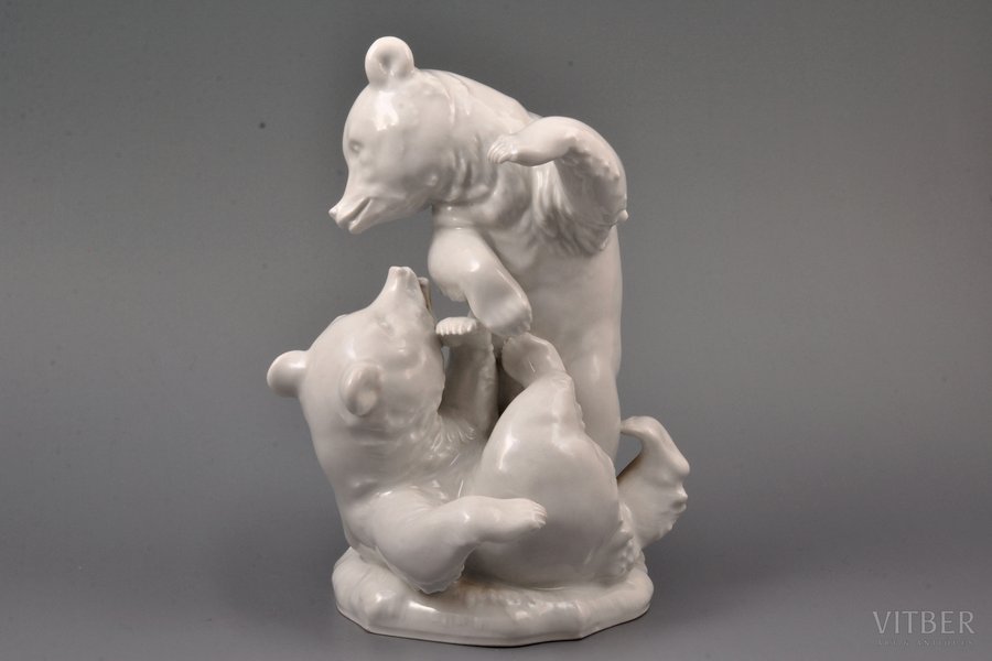 figurine, Bears at Play, Germany, Meissen, the 20-30ties of 20th cent., 18.5 cm