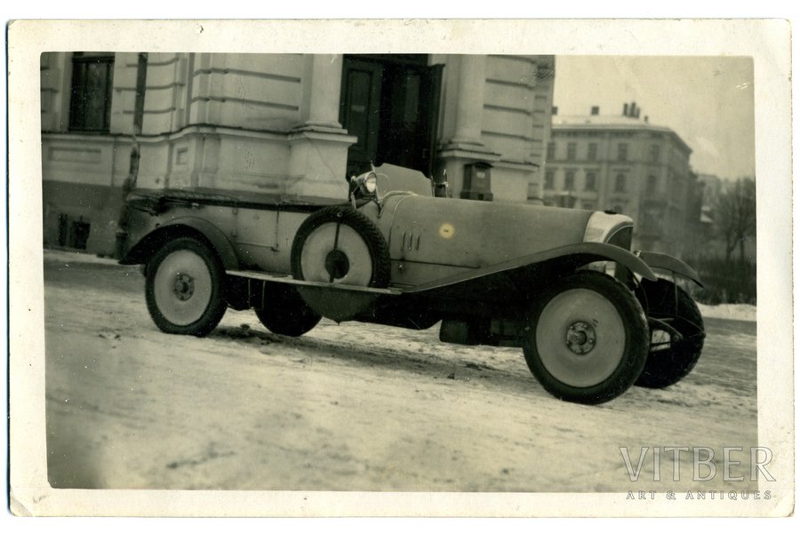фотография, Латвия, Рига, легковой автомобиль, 20-30е годы 20-го века, 14 x 9 см