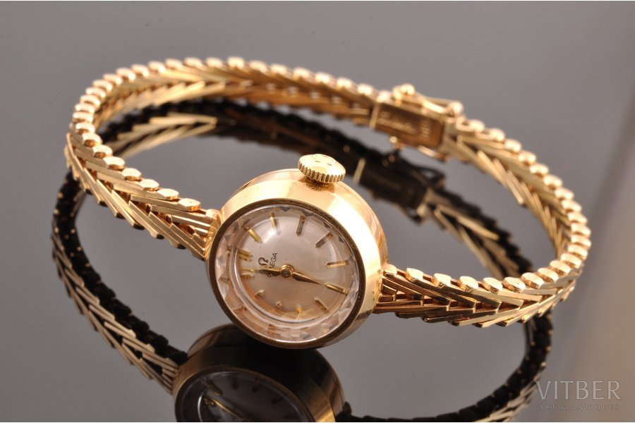 дамские наручные часы, в футляре, "Omega", Швейцария, 70-е годы 20-го века, золото, 585 проба, (общий) 20.65 г., 16 см, 17.5 мм, в рабочем состоянии