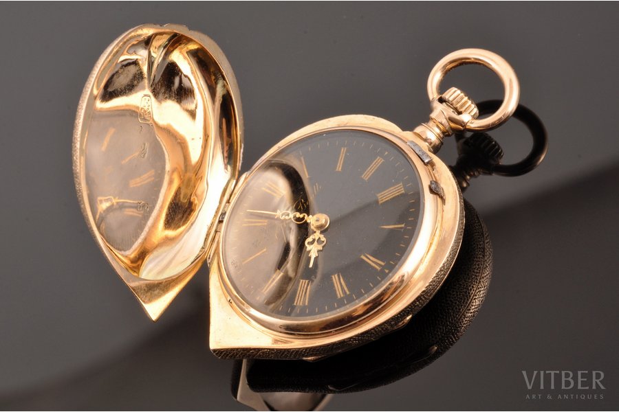 sieviešu kabatas pulkstenis, futlārī, "Qte Boutte", Šveice, 19. un 20. gadsimtu robeža, zelts, 14 K prove, (kopējs) 26.30 g., 4.3 x 3.2 cm, (ciparnīca) 26 mm, mehānismam nepieciešama profilakse