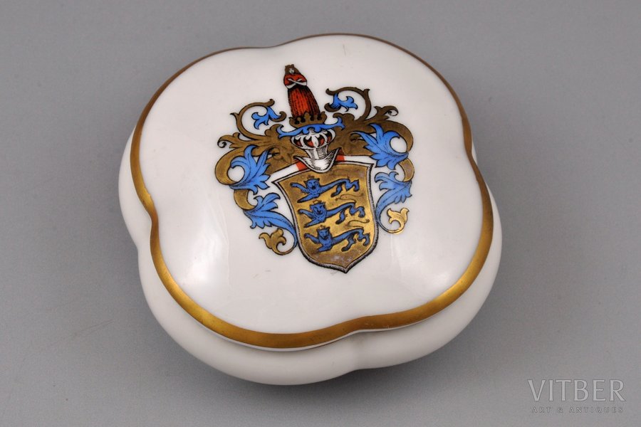 case, with Coat of arms of Tallinn, porcelain, Langebraun, Estonia, the 20-30ties of 20th cent., 6.7 x 6.6 x 3.5 cm