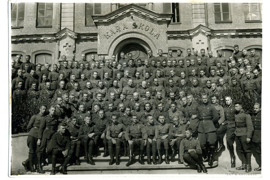 фотография, Латвийская Армия, выпускной Военной школы, 20-30е годы 20-го века, 22.5 x 15.4 см