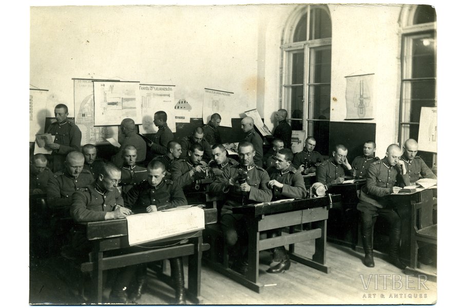 fotogrāfija, Latvijas Armija, Kara skolas artilērijas kadetu apmācības klase, 1923 g., 16.4 x 12 cm