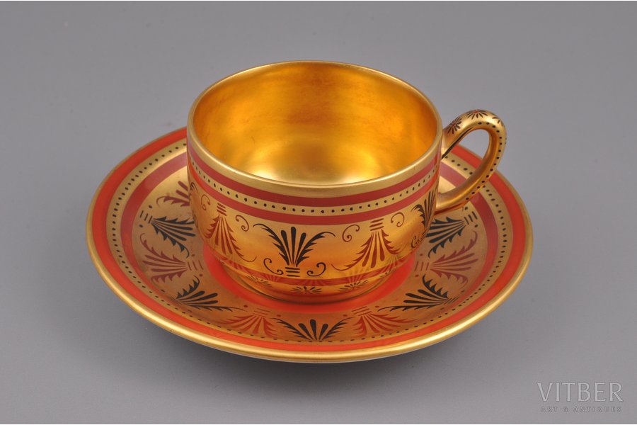 coffee pair, "Khokhloma", the author of the sketch is allegedly A. Kramarev, porcelain, M.S. Kuznetsov manufactory, Riga (Latvia), 1934-1940, Ø (saucer) 11.5 cm, h (cup) 4 cm, first grade
