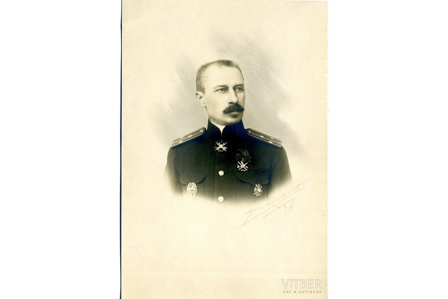 photography, Tsarist Russia, Helsinki, officer - chevalier of the Orders, beginning of 20th cent., 22x14,2 cm