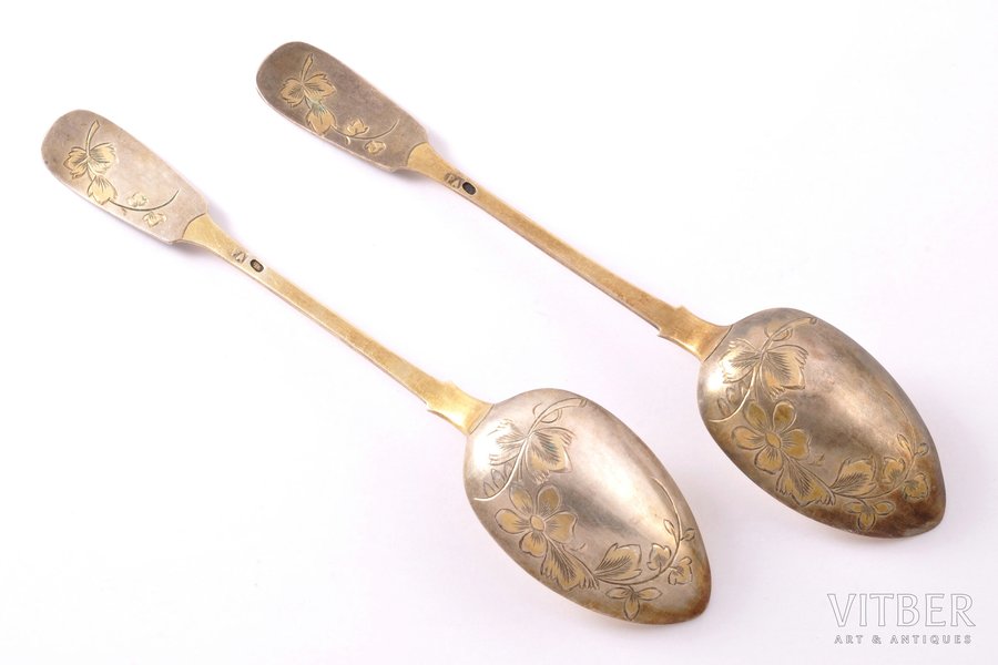 pair of spoons, silver, 84 standard, 62.85 g, engraving, gilding, 17.8 cm, by Roman Aristarhov, 1880-1890, Moscow, Russia