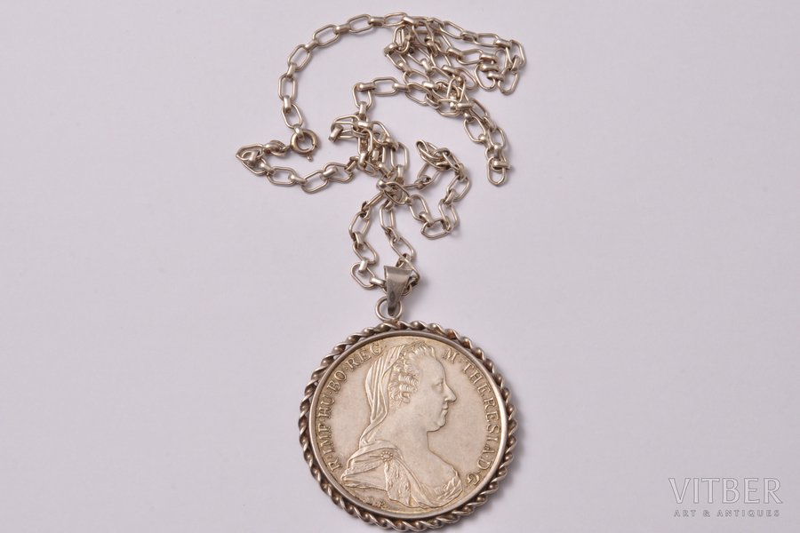 кулон, с монетой - 1 талер, Мария Тереза, серебро, 835 проба, 42.90 г., размер изделия 5.2 x 4.6 см