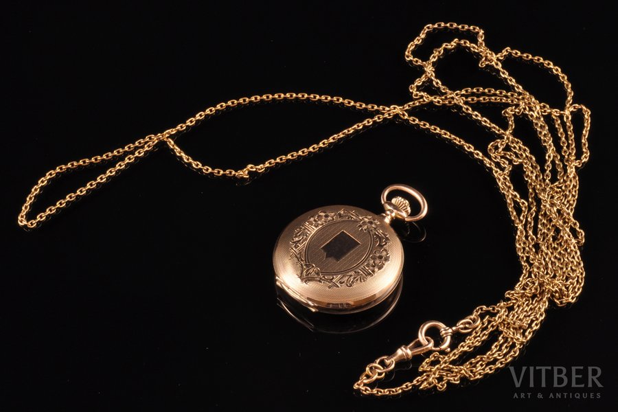 kabatas pulkstenis, pulksteņa ķēdīte, "Le Parc", Šveice, 20. gs. sākums, zelts, 56, 14 K prove, (pulkstenis) 30.45 g (ķēde) 23.40 g, 4.4 x 3.5 cm, Ø 28.5 mm, darbojas