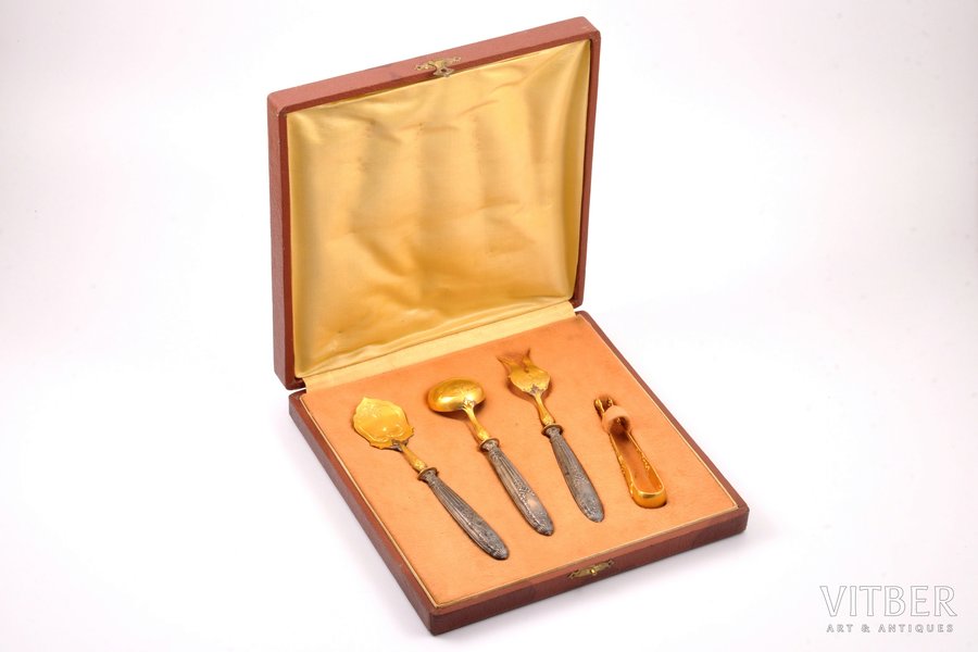 flatware set, silver, 4 items, 950 standard, total weight of items 106.45, gilding, metal, 16.5 / 15.5 / 16.7 / 10.5 cm, France, in a box