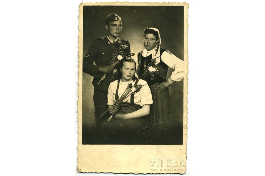 фотография, Третий Рейх, легионер, Латвия, 40е годы 20-го века, 13.6 x 8.6 см