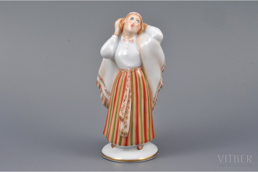 figurine, Mourning woman, porcelain, Riga (Latvia), sculpture's work, M.S. Kuznetsov manufactory, handpainted by Mirdza Januza, molder - Augusta Silina, 1937-1940, 13.8 cm, first grade