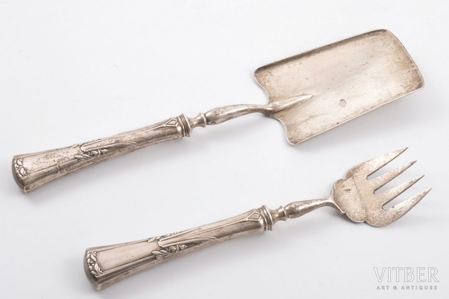 serving set, silver, 84 standart, 1908-1916, 167.95 g, Ivan Khlebnikov factory, Moscow, Russia, 22.5 см + 17.5 cm