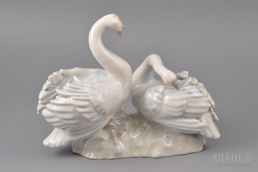 figurine, Swans, porcelain, USSR, sculpture's work, by Pavel Kozhin (?), the 50ies of 20th cent., 15 cm