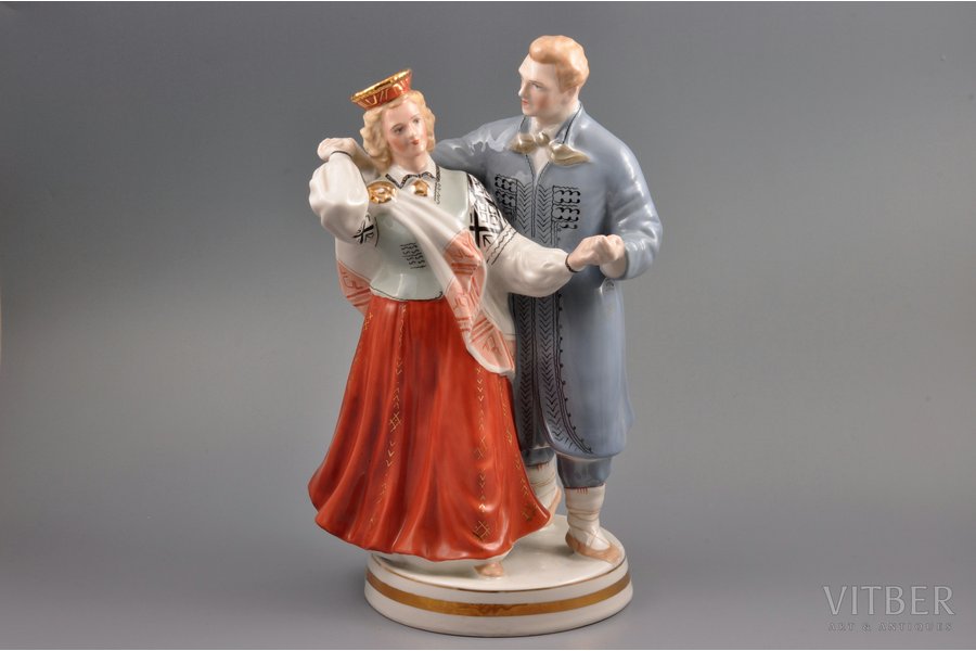 figurine, Folk dance, porcelain, Riga (Latvia), USSR, Riga porcelain factory, molder - Zina Ulste, 1954-1962, 33 cm