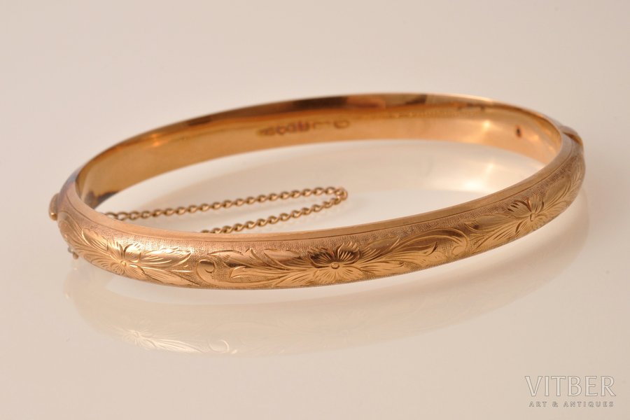 браслет, золото, 585 проба, 13.04 г., диаметр браслета 6.2 - 4.9 см, Финляндия