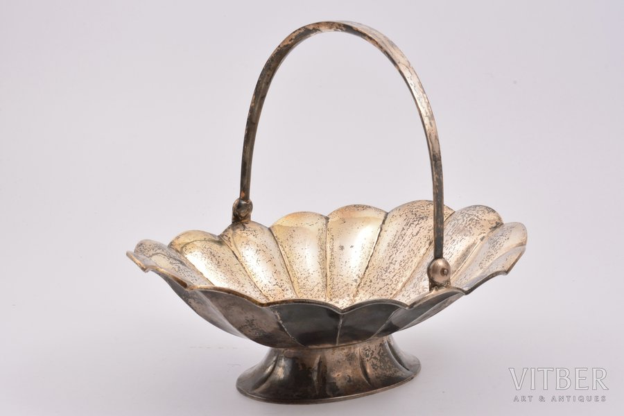 candy-bowl, silver, 875 standard, 341.00 g, 22.3 x 16.5 cm, by Julijs Blums, the 20-30ties of 20th cent., Latvia