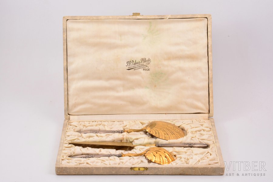 flatware set, silver, 3 items, total weight of items 167.65, metal, 25.9 / 21.3 / 19.2 cm, France, in a box