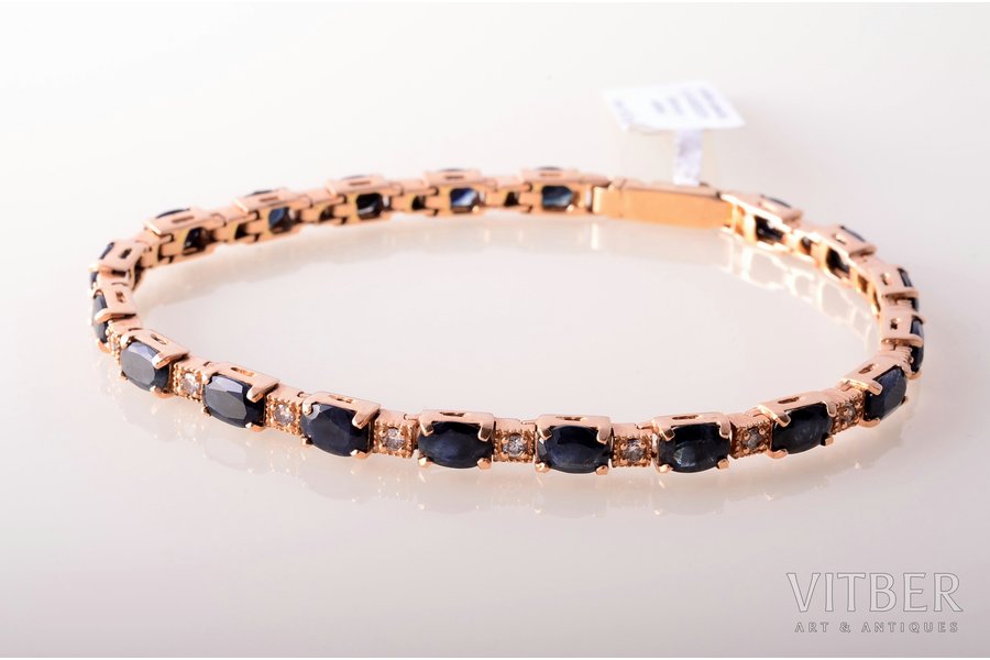 a bracelet, gold, 585 standard, 14.21 g., the item's dimensions 19 cm, diamonds, sapphire, certificate of quality by Assay Office of Latvia