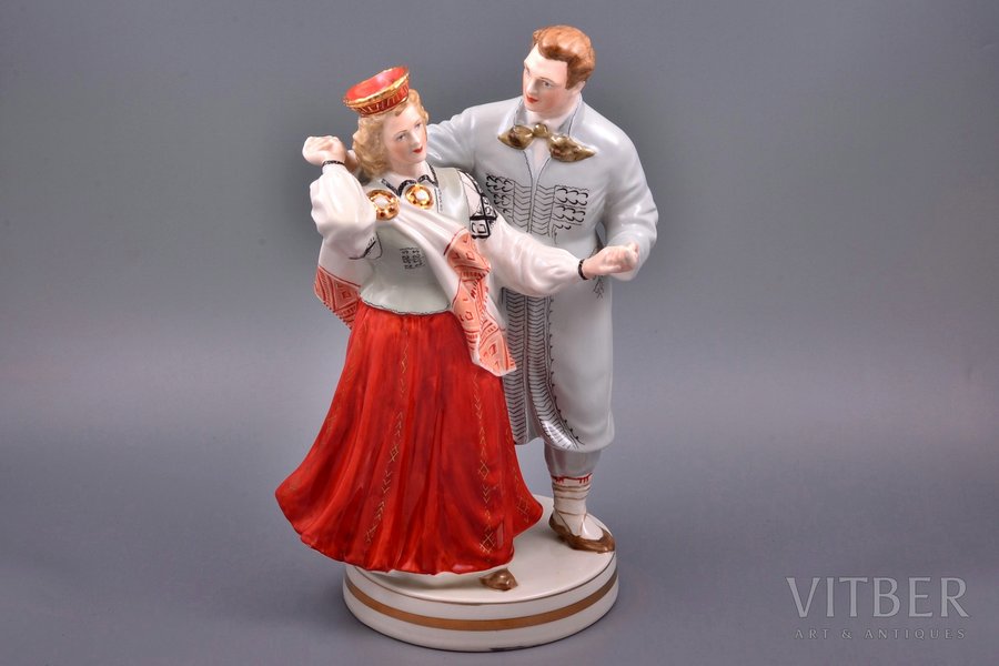 figurine, Folk dance, porcelain, Riga (Latvia), USSR, Riga porcelain factory, molder - Zina Ulste, 1954-1962, 32.8 cm, first grade