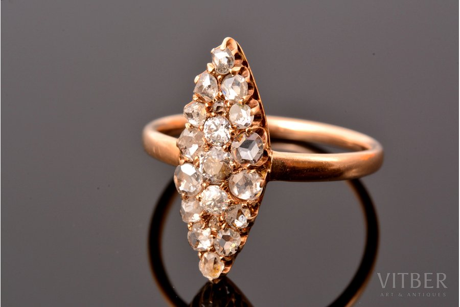 a ring with diamonds, gold, 56 standart, 2.26 g., the size of the ring 16.25, Russia
