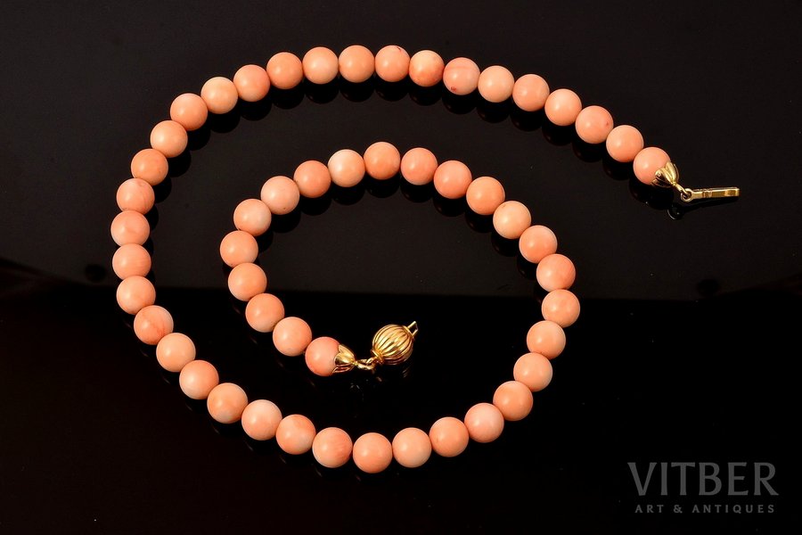 beads, japanese deepwater coral, top class, 36.15 g., Ø (bead) 0.8 cm, lenght (with clasps) 41.7 cm, silver clasp, 925 standart