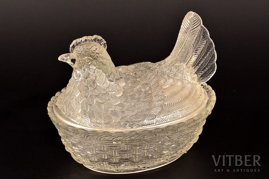 butter dish, "Chicken", 13.8 x 10.8 x 11 cm, with small chips