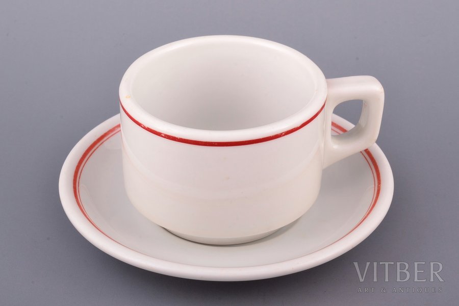 tea pair, Bauscher Weiden, US zone, Ø (saucer) 14.5 cm, h (cup) 6.2 cm, Germany, the 40ies of 20th cent.