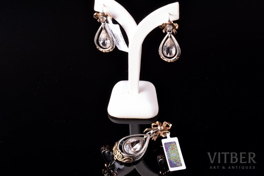 a set of earrings and a pendant, gold, silver, 585, 925 standart, 20.10 g., topaz, pendant - 5 x 2.2 cm (10.38 g), earrings - 3.7 x 1.6 cm (2x4.86 g)