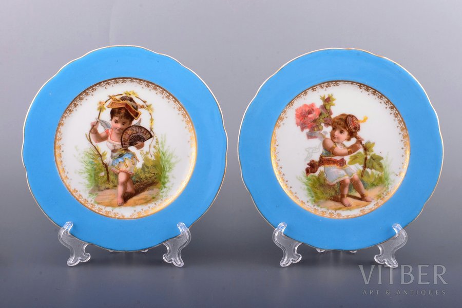 pair of decorative plates, porcelain, M.S. Kuznetsov manufactory, Russia, 1872-1889, Ø 17.6 cm, 17.7 cm, Dulevo factory