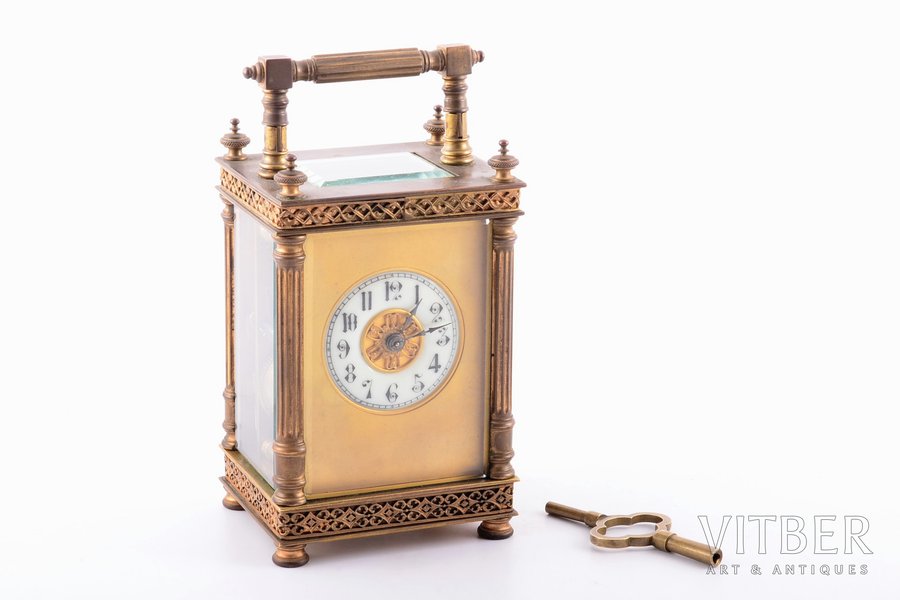 galda pulkstenis, sit katru stundu, Francija, 1307.5 g, 15.5 x 8 x 6.6 cm, darbojas
