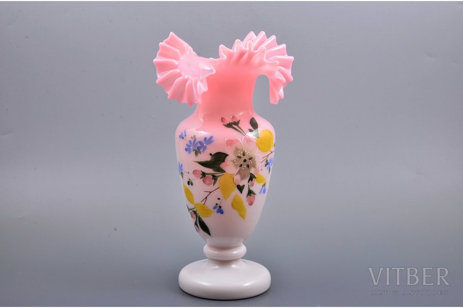 vase, hand painted, the beginning of the 20th cent., 27 cm