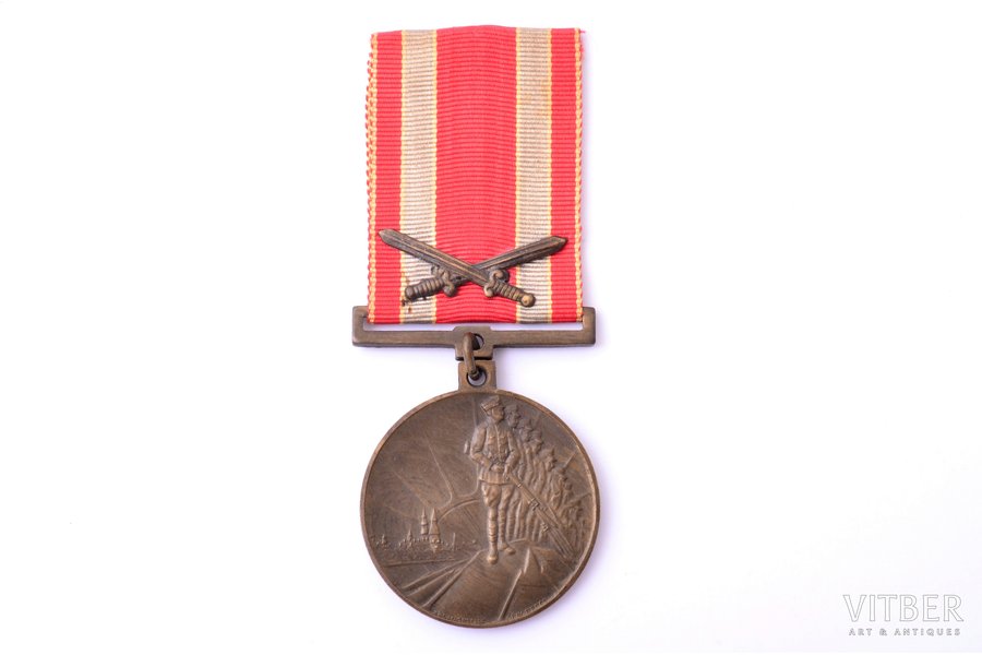 медаль, За Латвию, 1918-1928 (10 лет независимости), с мечами, Латвия, 1928 г., 39.2 x 35.2 мм