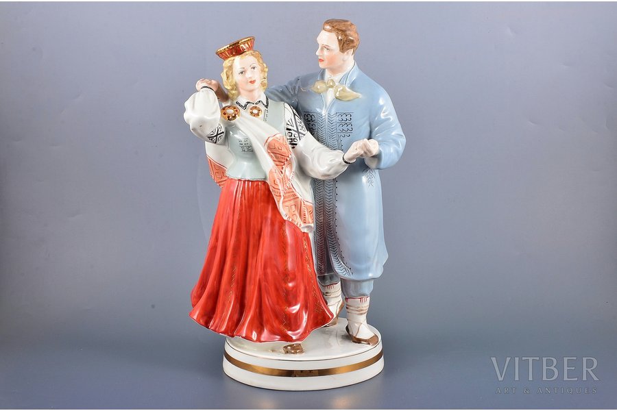 figurine, Folk dance, porcelain, Riga (Latvia), USSR, Riga porcelain factory, molder - Zina Ulste, 1954-1962, h 33 cm, third grade, small ships at the base