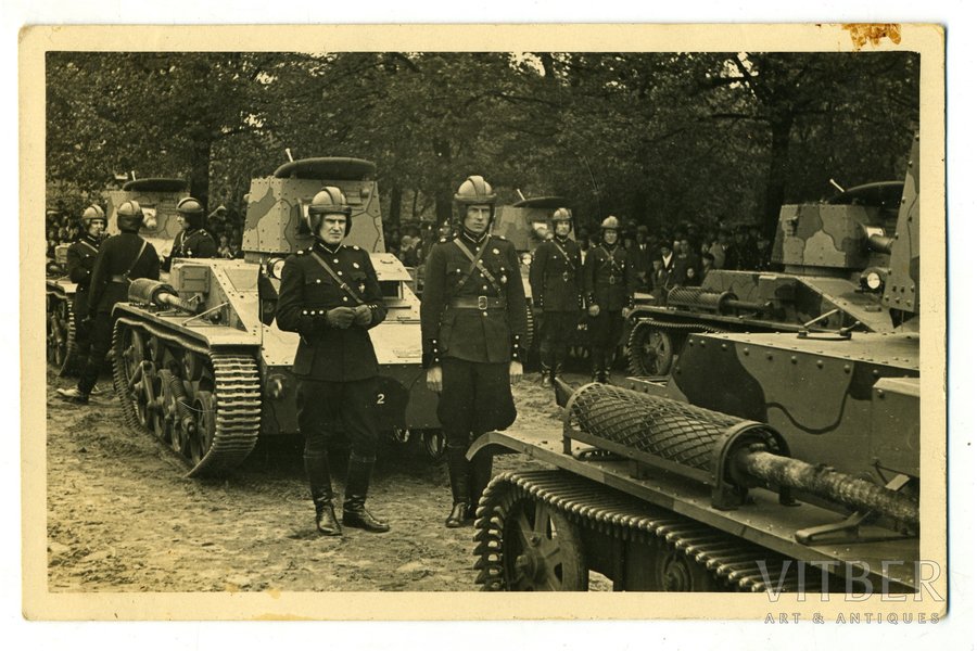 fotogrāfija, LA, Auto tanku divizions, 4 tanki Vickers Carden-Loyd, Latvija, 20. gs. 20-30tie g., 13,8x8,8 cm