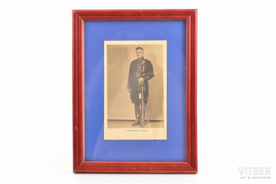 fotogrāfija, Herberts Cukurs, Latvija, 8.5 x 13.5 cm, ar rāmi (22.2 x 17 cm)