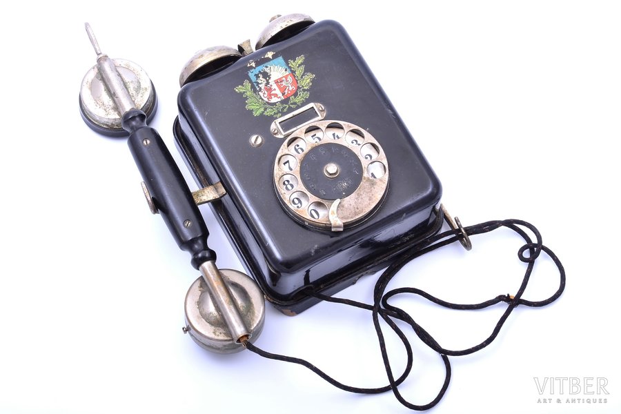 telefons, PTDGD - Pasta un telegrāfa departamenta galvenā darbnīca, ar Latvijas ģerboni, metāls, Latvija, 20 gs. 20-30tie gadi, 19.5 x 15 x 8 cm