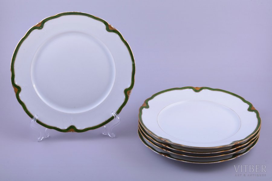 set of 5 plates, porcelain, M. S. Kuznetsov's fellowship in Moscow, Russia, 1889-1917, Ø 24 cm