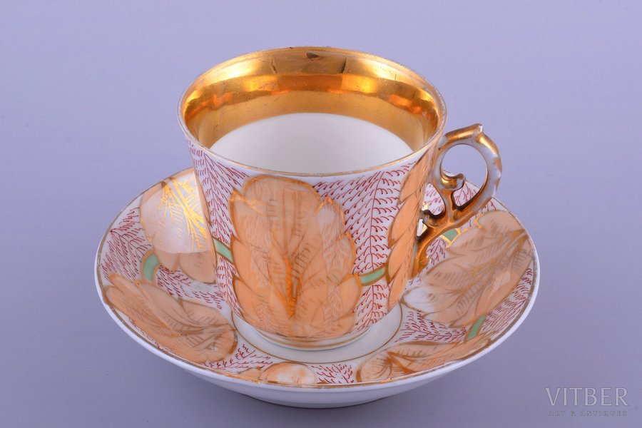 tea pair, porcelain, M.S. Kuznetsov manufactory, hand-painted, Riga (Latvia), Russia, 1870-1889, h (cup) 8.4 cm, Ø (saucer) 15.4 cm
